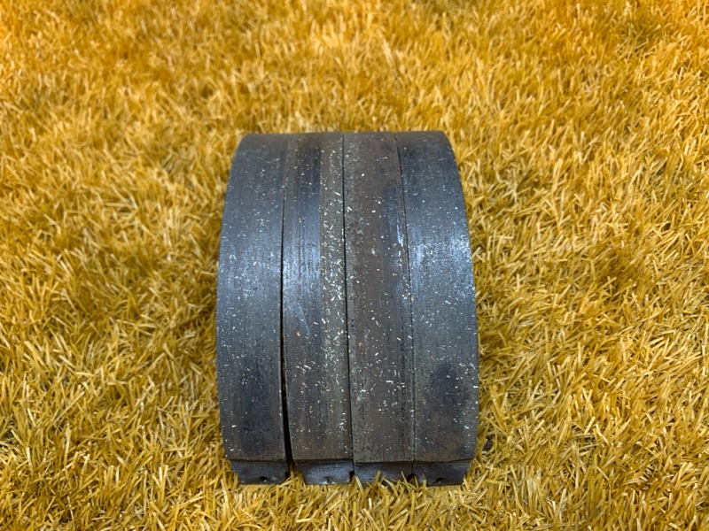 Колодки ручника, 500 рублей, Красноярск