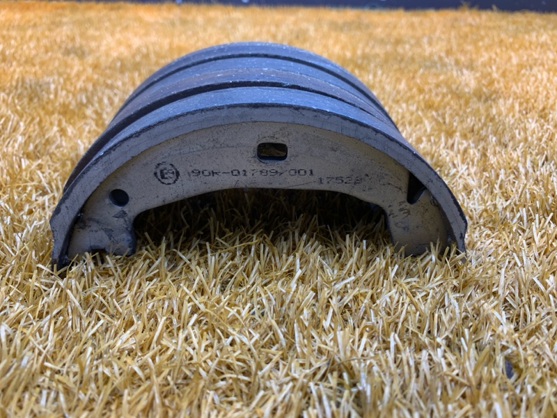 Колодки ручника, 500 рублей, Красноярск