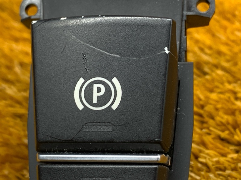 Кнопка стояночного тормоза, 300 рублей, Красноярск