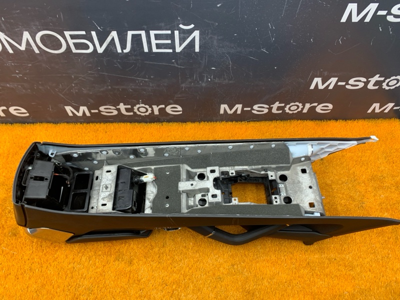 подлокотник, 8300 рублей, Красноярск