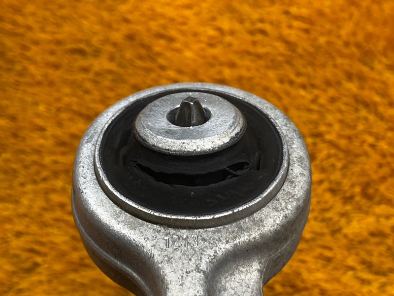 Рычаг подвески верхний, 500 рублей, Красноярск