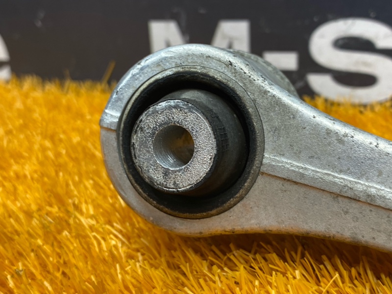 Рычаг подвески верхний, 1000 рублей, Красноярск