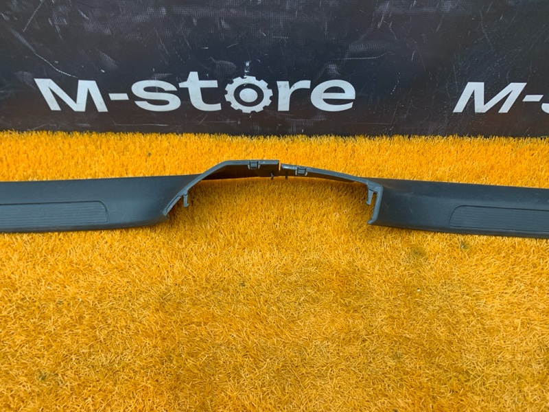 Накладка на порог салона, 370 рублей, Красноярск