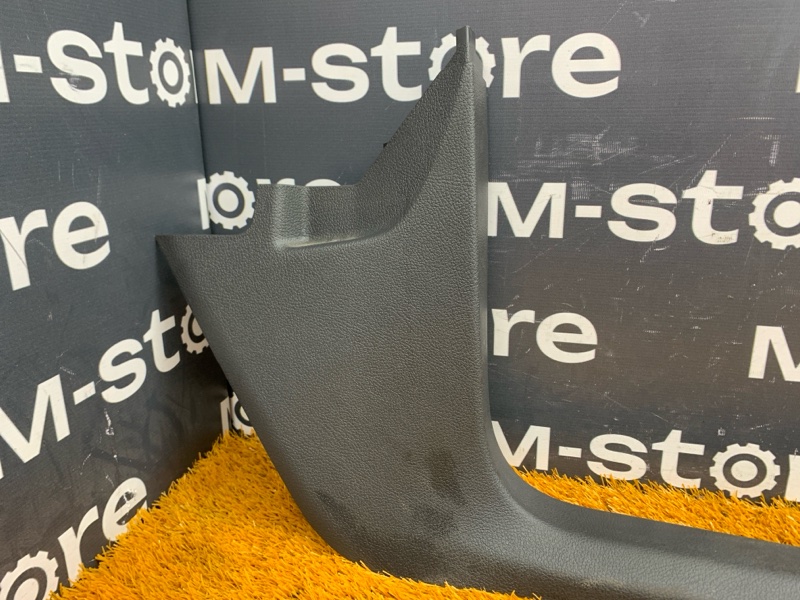 Накладка на порог салона, 370 рублей, Красноярск