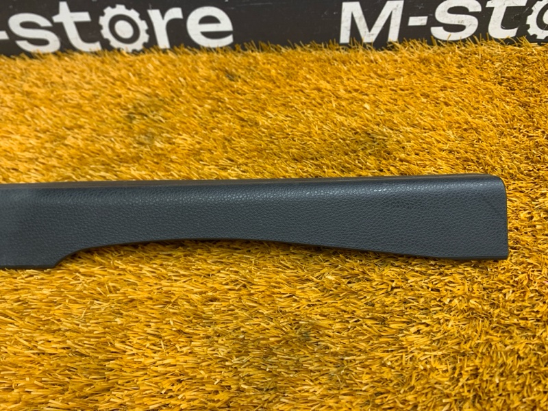 Накладка на порог салона, 400 рублей, Красноярск