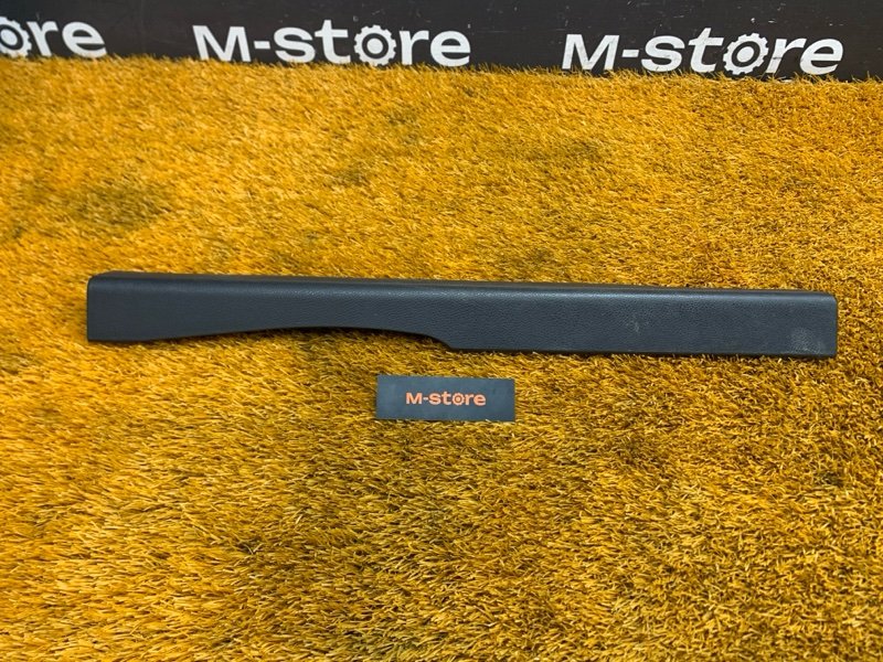 Накладка на порог салона, 400 рублей, Красноярск