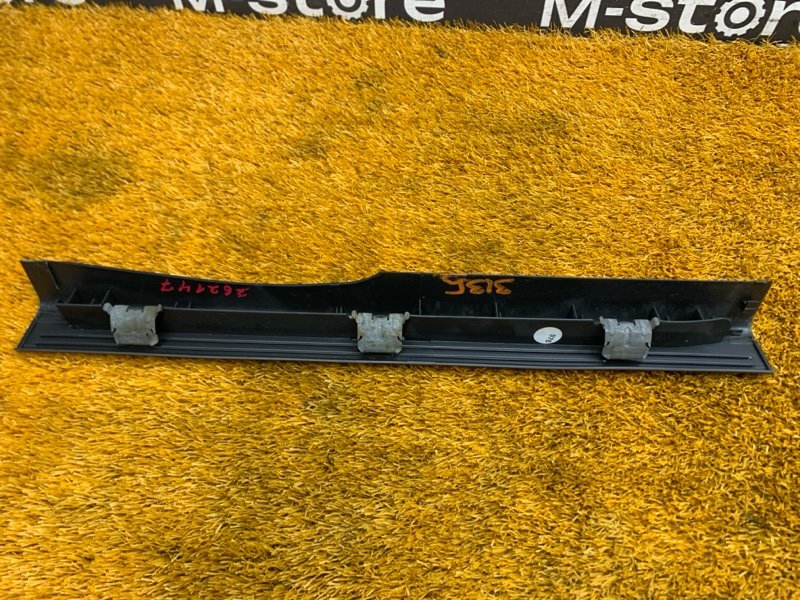 Накладка на порог салона, 400 рублей, Красноярск