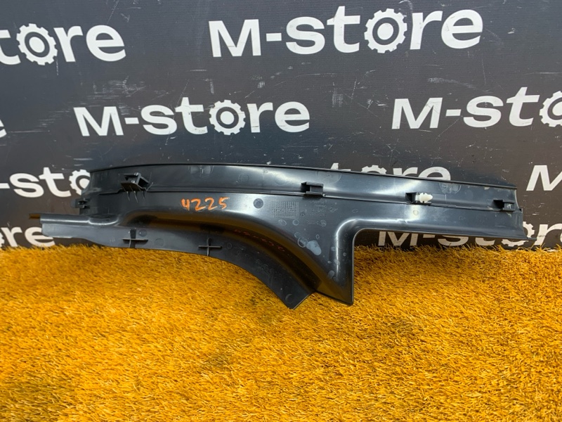 Накладка на порог салона, 370 рублей, Красноярск