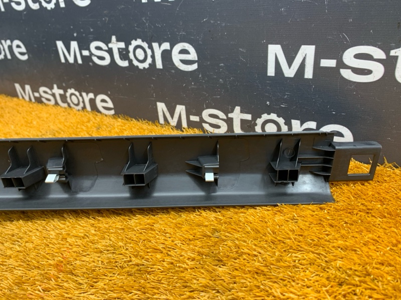 Накладка на порог салона, 370 рублей, Красноярск