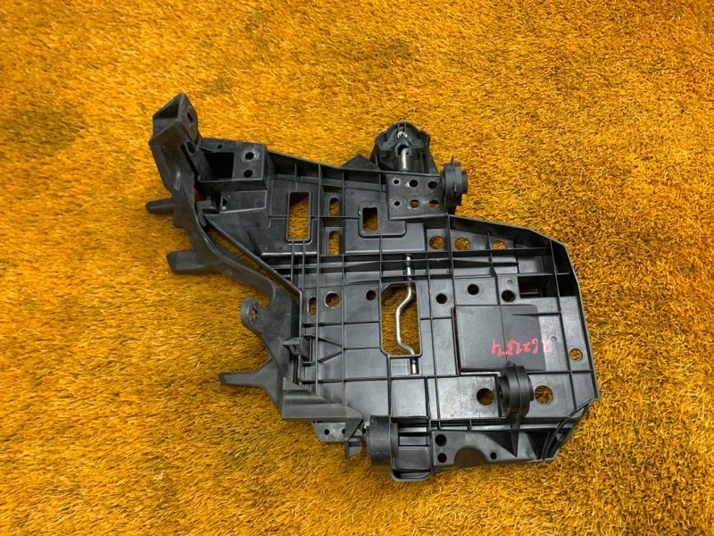 кронштейн фары, 5000 рублей, Красноярск