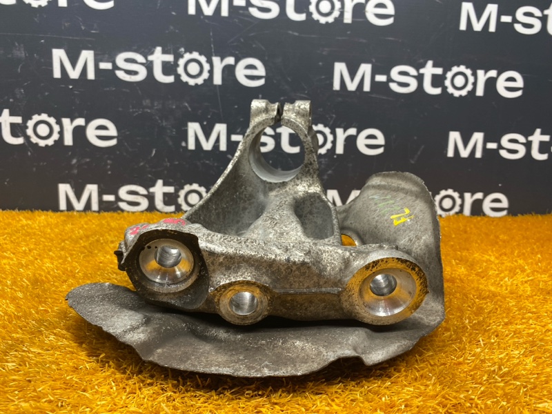 кулак поворотный, 4610 рублей, Красноярск