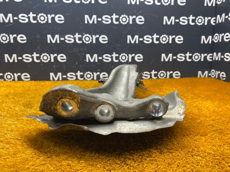 кулак поворотный, 1300 рублей, Красноярск