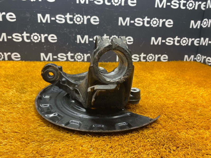 кулак поворотный, 2000 рублей, Красноярск