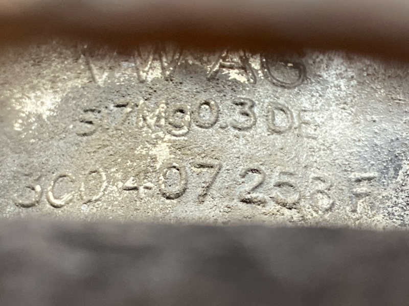 кулак поворотный, 2000 рублей, Красноярск