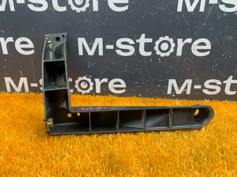 крепление бампера, 200 рублей, Красноярск