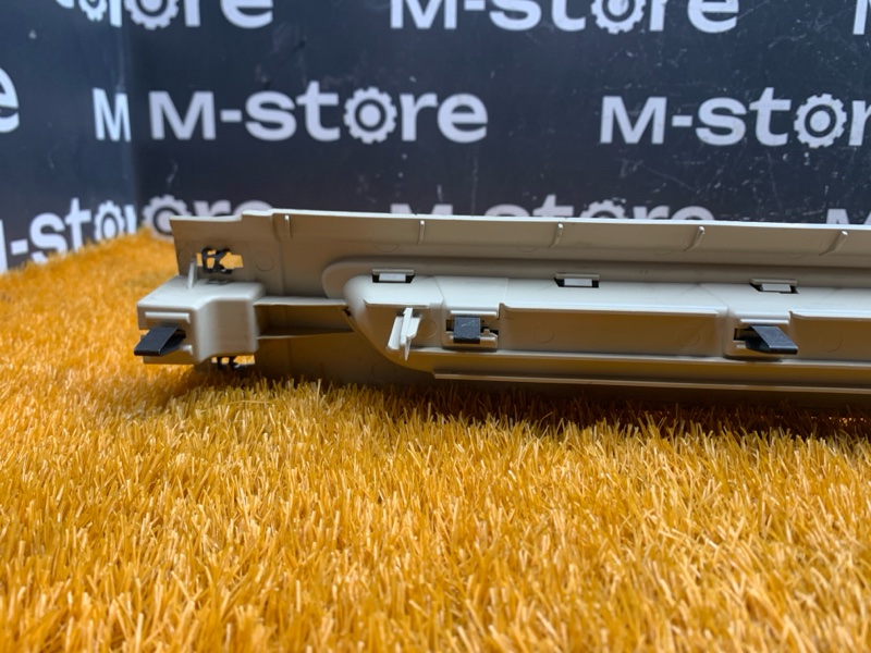 Накладка на порог салона, 460 рублей, Красноярск