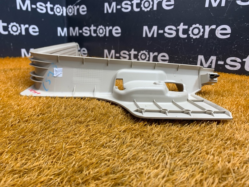 Накладка на порог салона, 460 рублей, Красноярск