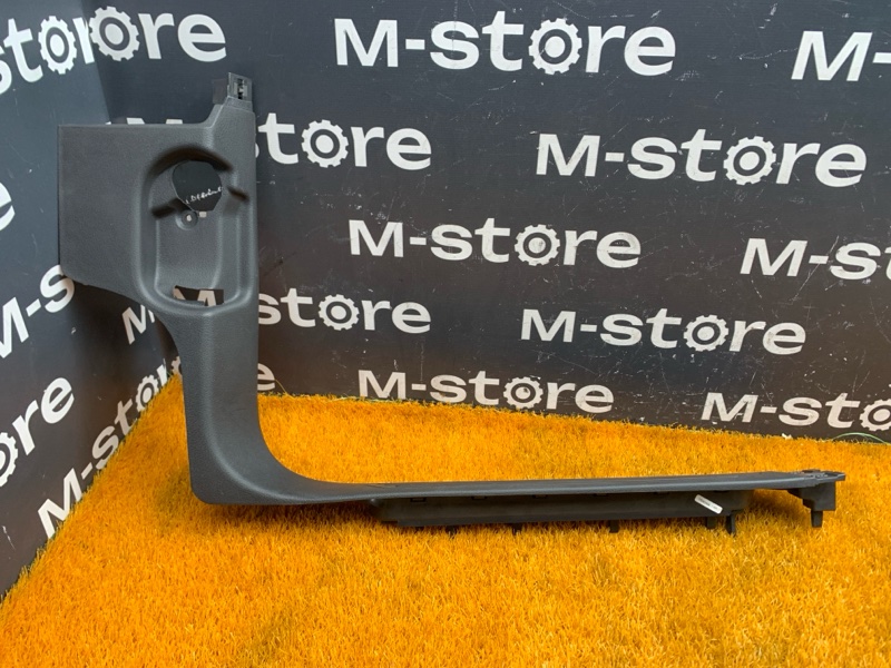 Накладка на порог салона, 2710 рублей, Красноярск