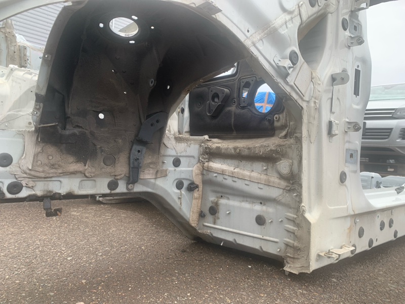 Четверть кузова, 6650 рублей, Красноярск