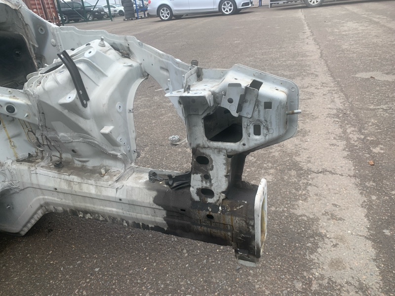 Четверть кузова, 6650 рублей, Красноярск