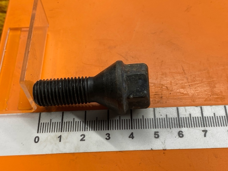 болт колесный, 1480 рублей, Красноярск