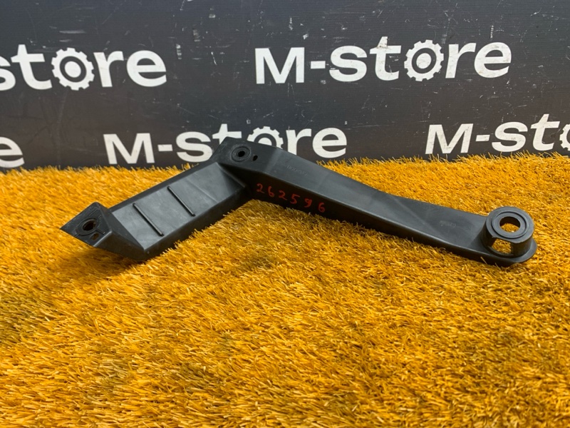 крепление бампера, 200 рублей, Красноярск