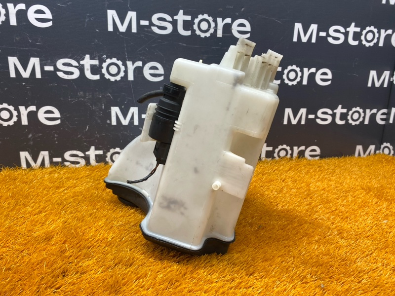 Бачок омывателя, 1000 рублей, Красноярск