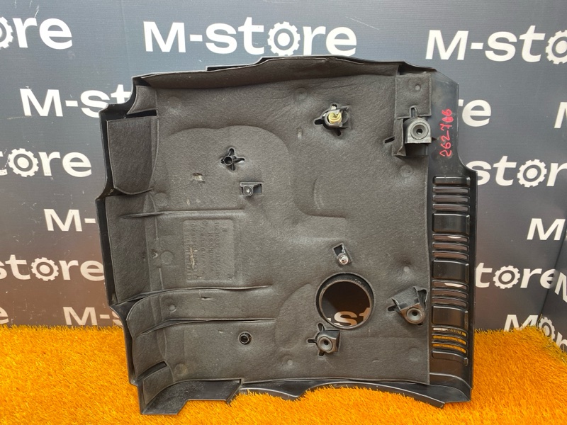 крышка двигателя, 2000 рублей, Красноярск