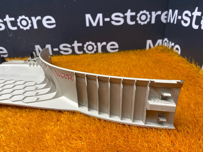 Накладка на порог салона, 730 рублей, Красноярск