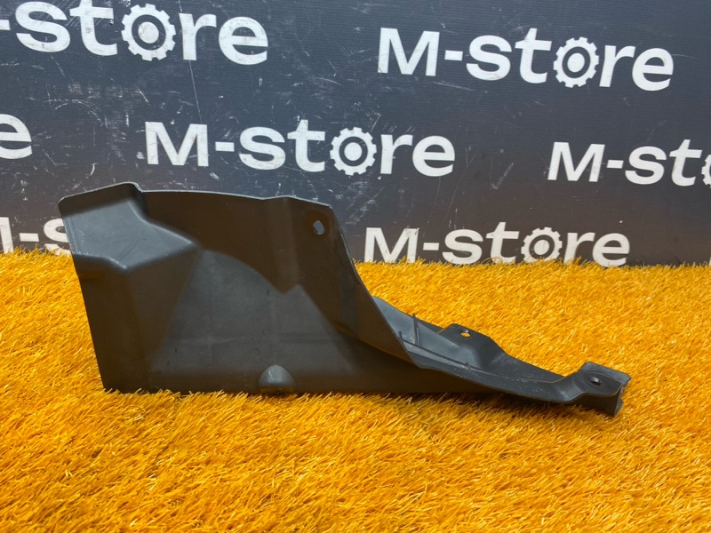 подкрылок, 400 рублей, Красноярск