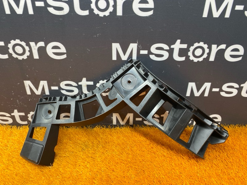 крепление бампера, 500 рублей, Красноярск