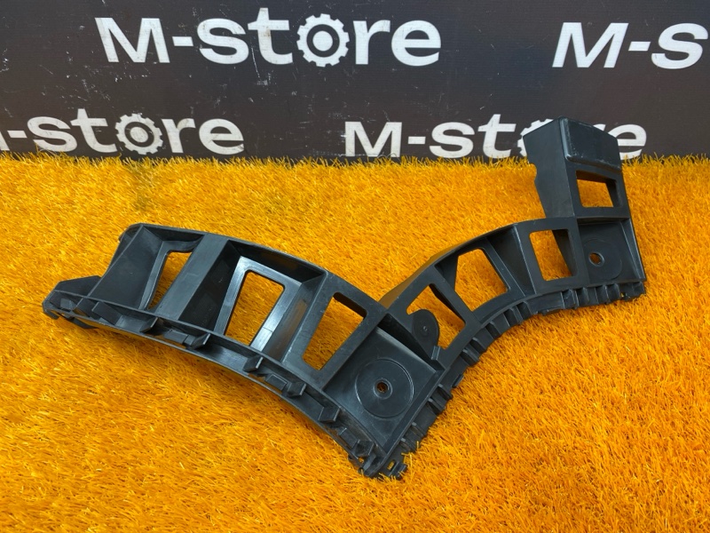 крепление бампера, 500 рублей, Красноярск