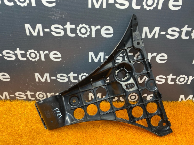 крепление бампера, 400 рублей, Красноярск