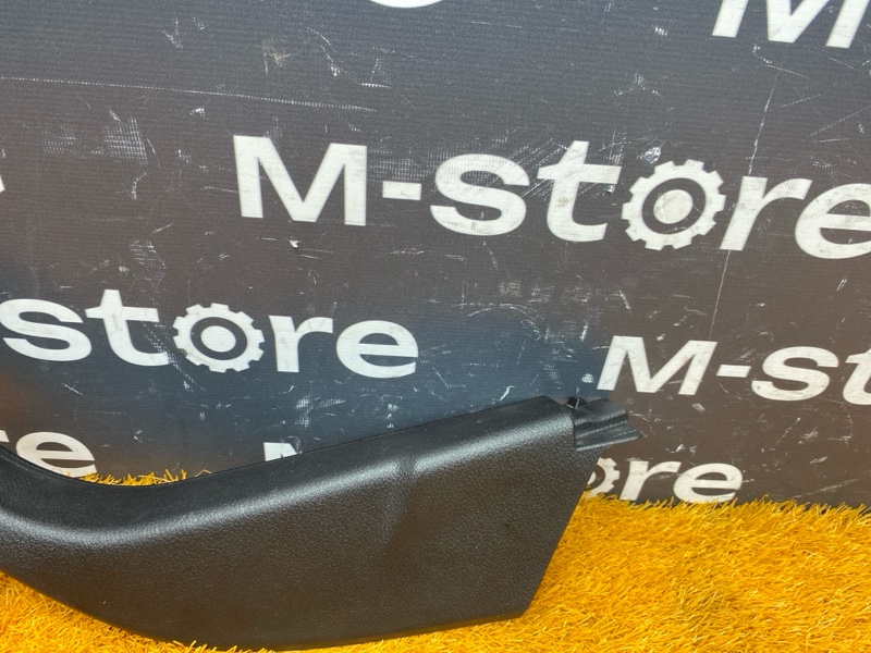 Накладка на порог салона, 380 рублей, Красноярск