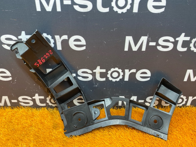 крепление бампера, 500 рублей, Красноярск