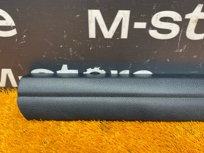 Накладка на порог салона, 460 рублей, Красноярск