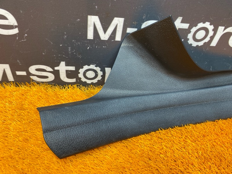 Накладка на порог салона, 460 рублей, Красноярск