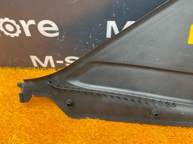 Водосток лобового стекла, 440 рублей, Красноярск