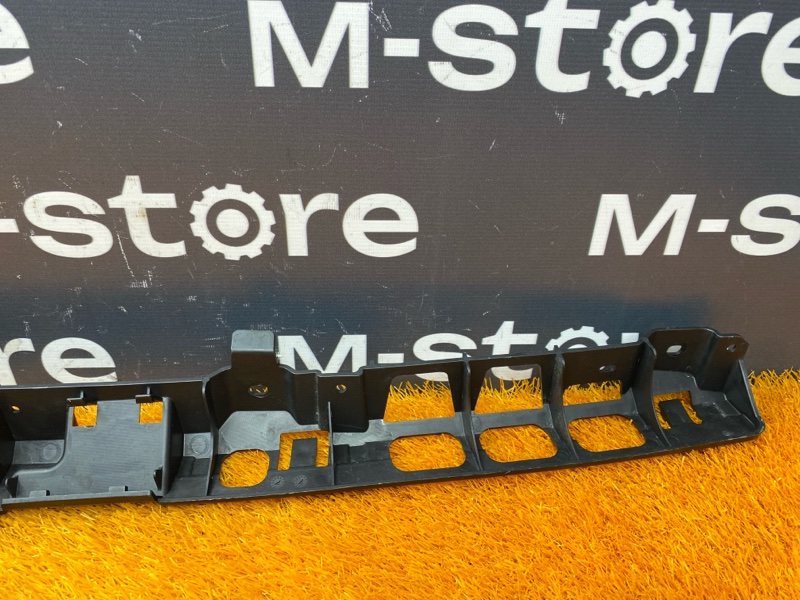 крепление бампера, 1300 рублей, Красноярск