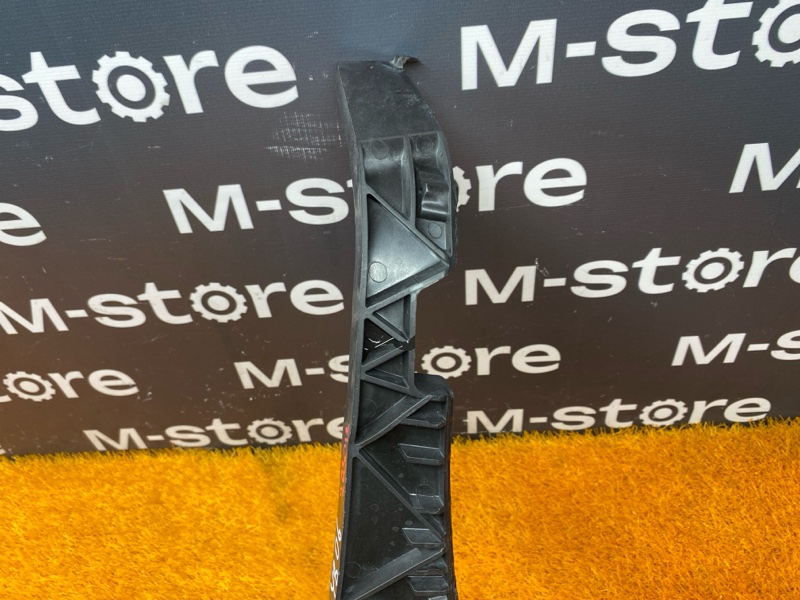 крепление бампера, 1200 рублей, Красноярск