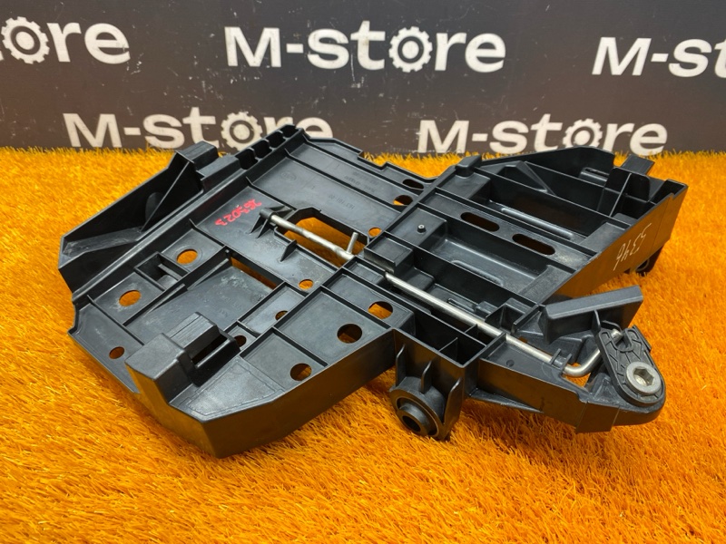 кронштейн фары, 6000 рублей, Красноярск