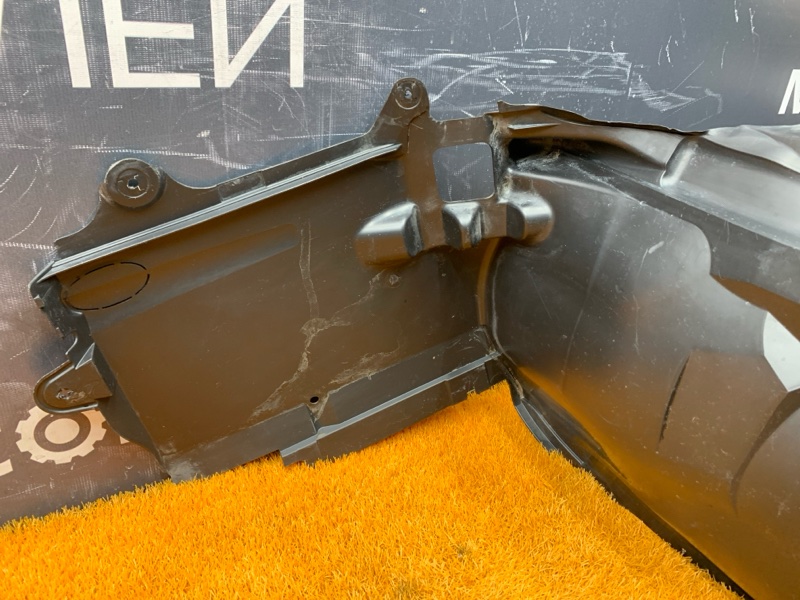 подкрылок, 2500 рублей, Красноярск