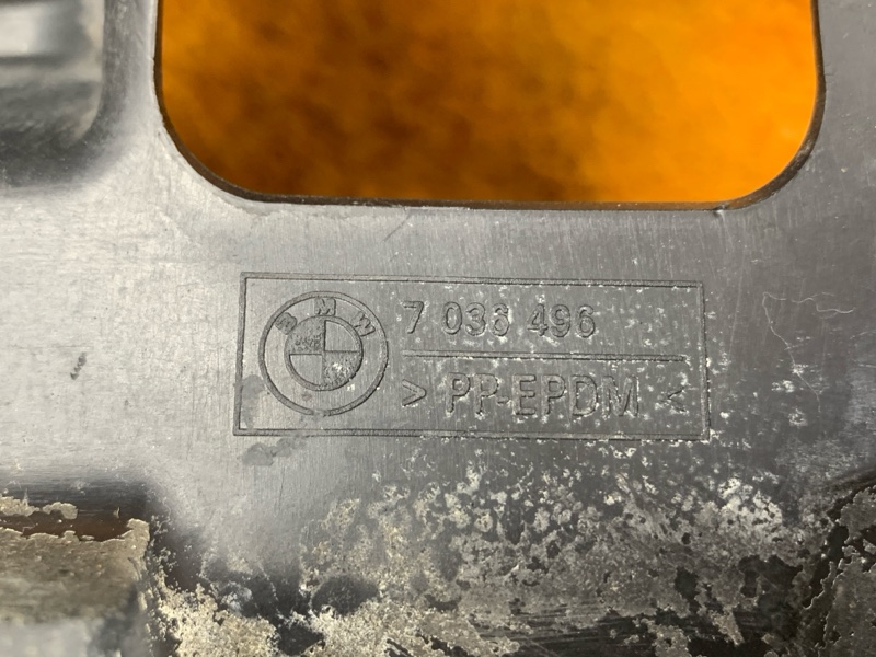 подкрылок, 2500 рублей, Красноярск