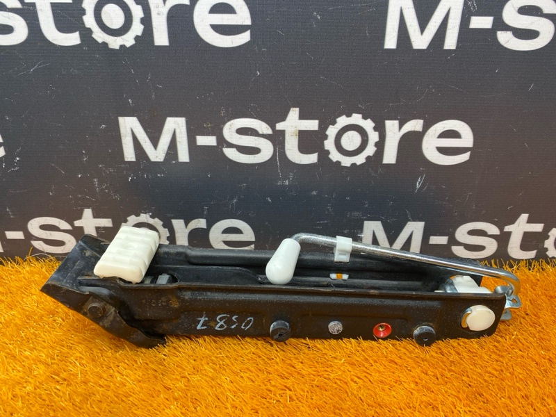 домкрат, 3000 рублей, Красноярск