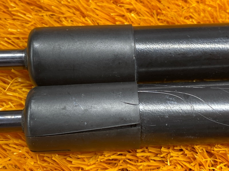 амортизатор багажника, 500 рублей, Красноярск