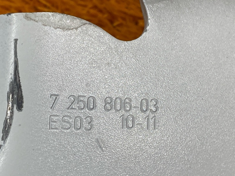 петля капота, 2200 рублей, Красноярск