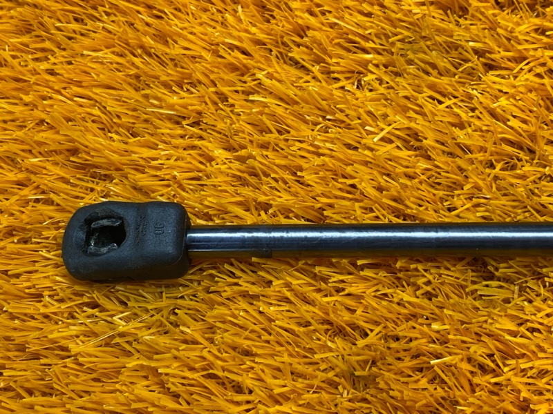 амортизатор капота, 1000 рублей, Красноярск