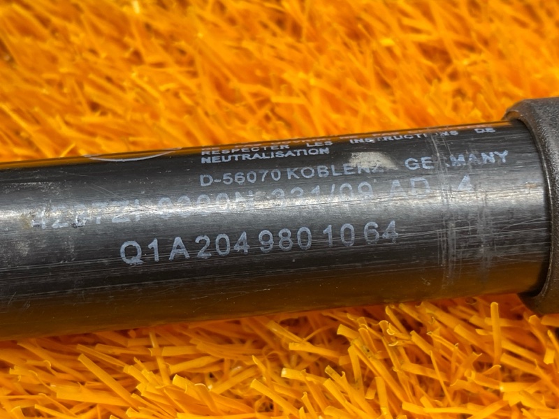 амортизатор капота, 1850 рублей, Красноярск