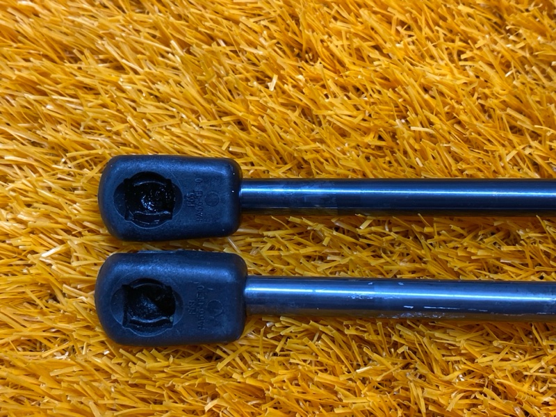 амортизатор капота, 1120 рублей, Красноярск