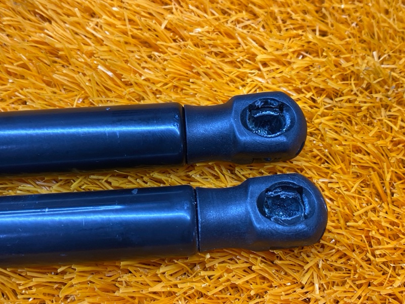 амортизатор капота, 1120 рублей, Красноярск